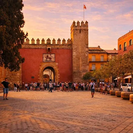 Centro Ciudad Giralda Parejas Teletrabajo Familias * Siviglia