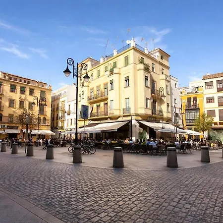 Centro Ciudad Giralda Parejas Teletrabajo Familias Siviglia