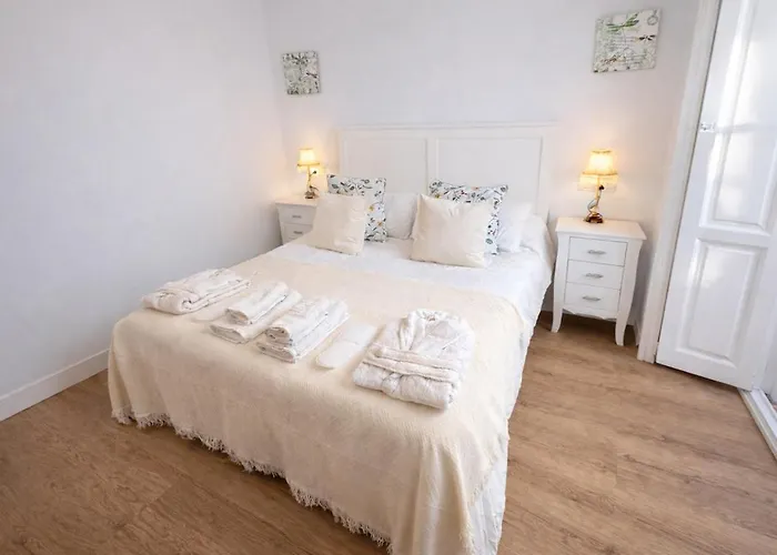 Apartment Centro Ciudad Giralda Parejas Teletrabajo Familias